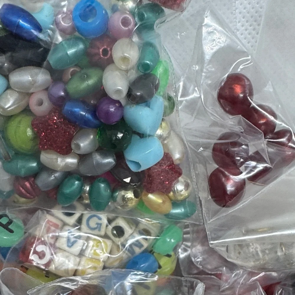 Assorted Beads Craft Kit Bundle - Picture 13 of 16